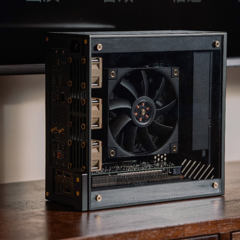 Sff Mini Itx Cnc Aluminum Chassis - Boîtier ITX LP P6 en aluminium
